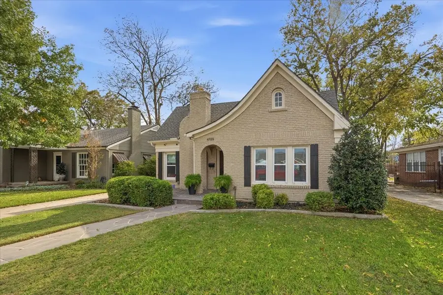 4325 Locke Avenue, Fort Worth, TX 76107 - Image #2