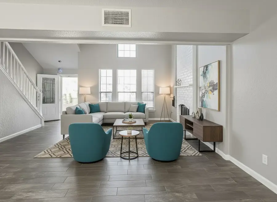 331 Hopewell Street, Grand Prairie, TX 75052 - Image #3