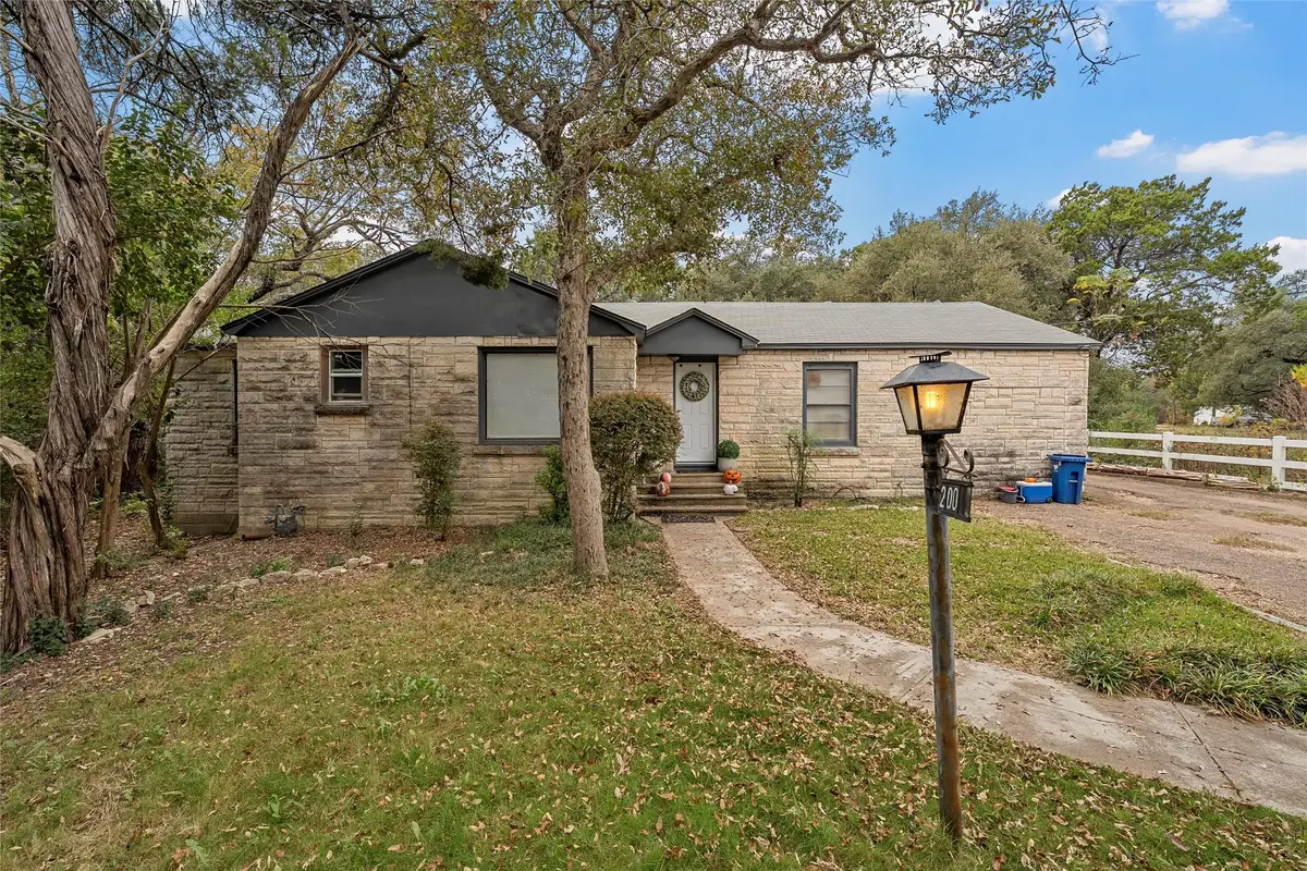 4200 Mockingbird Lane, Waco, TX 76708 - Image #1