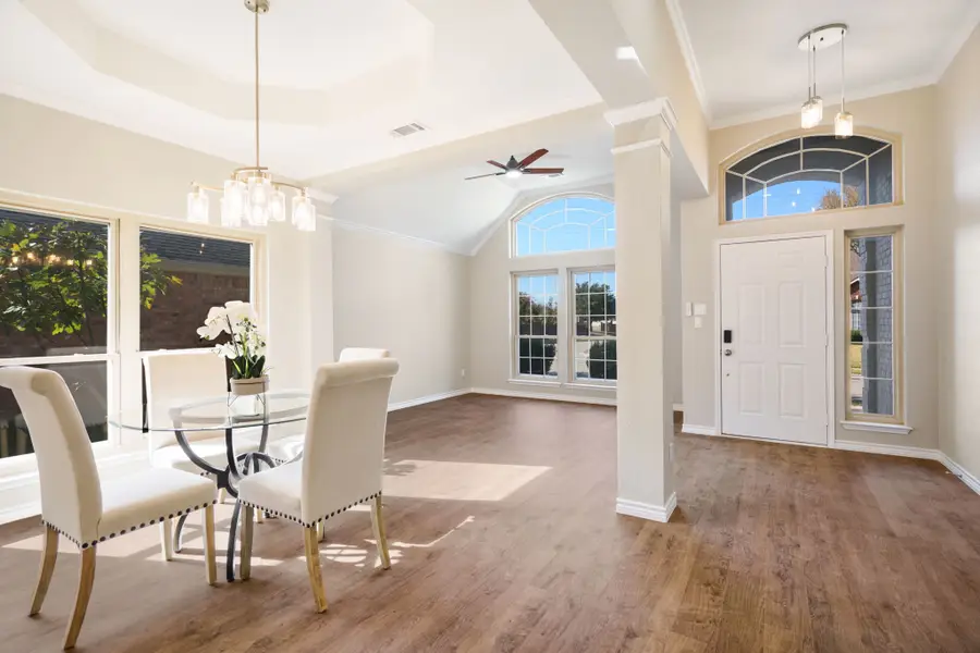 2125 Wallbrook Drive, Lewisville, TX 75067 - Image #3