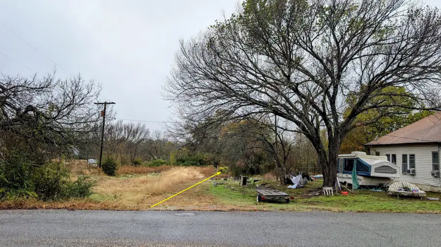 504 E Walnut, Whitewright, TX 75491 - Image #3