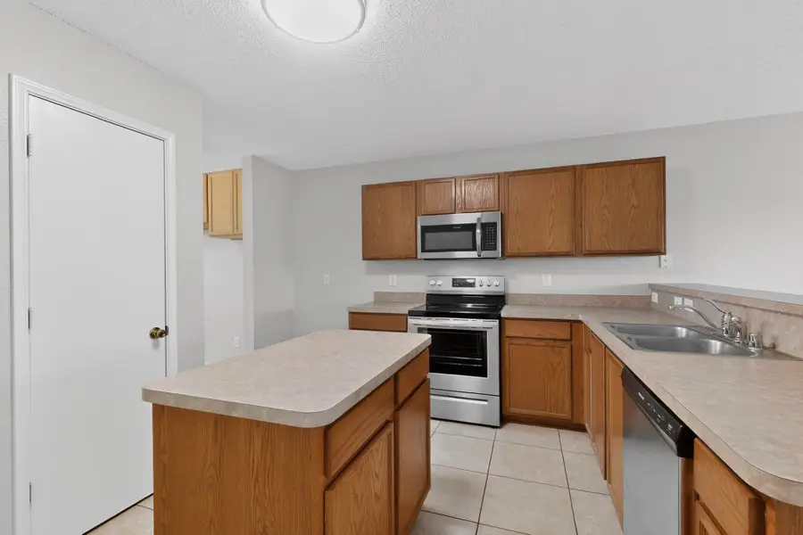 911 Live Oak Drive, Anna, TX 75409 - Image #3