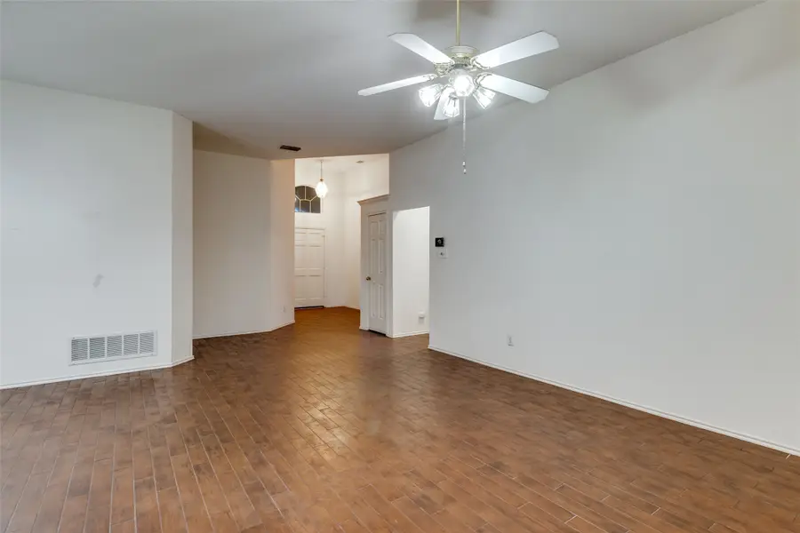 312 El Rio Drive, Mesquite, TX 75150 - Image #3