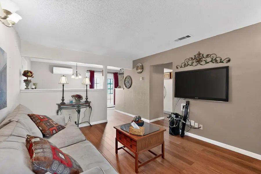 509 Globe Avenue, Blue Mound, TX 76131 - Image #3