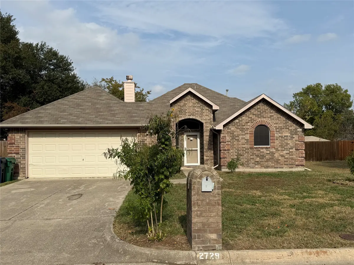 2729 Emerson Lane, Denton, TX 76209 - Image #1