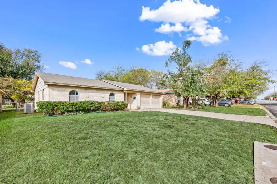 6624 Vega Drive, Fort Worth, TX 76133 - Image #2
