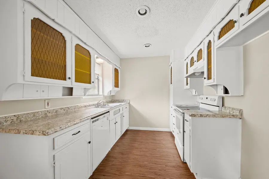 6624 Vega Drive, Fort Worth, TX 76133 - Image #3