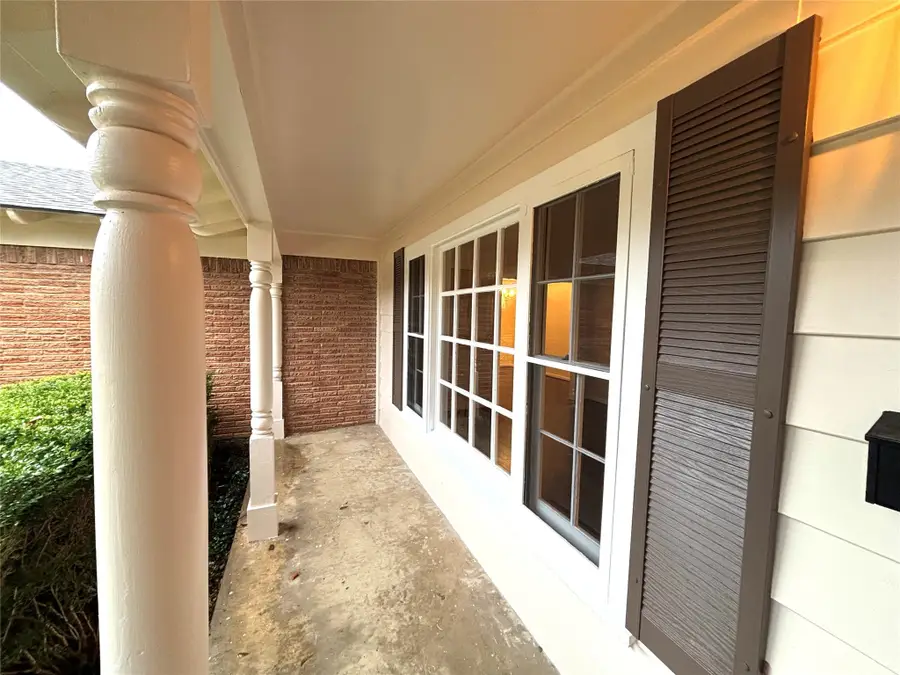 6113 Trail Lake Drive, Fort Worth, TX 76133 - Image #2