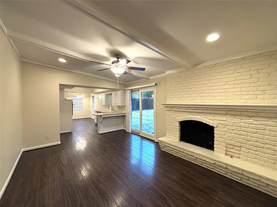 6113 Trail Lake Drive, Fort Worth, TX 76133 - Image #3