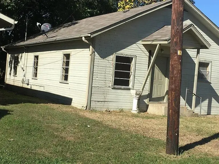 855 27th Street Nw, Paris, TX 75460 - Image #1