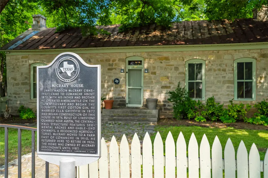 802 S Austin Street, Comanche, TX 76442 - Image #3