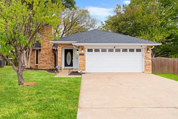 2705 Dover Gardens Drive, Arlington, TX 76017