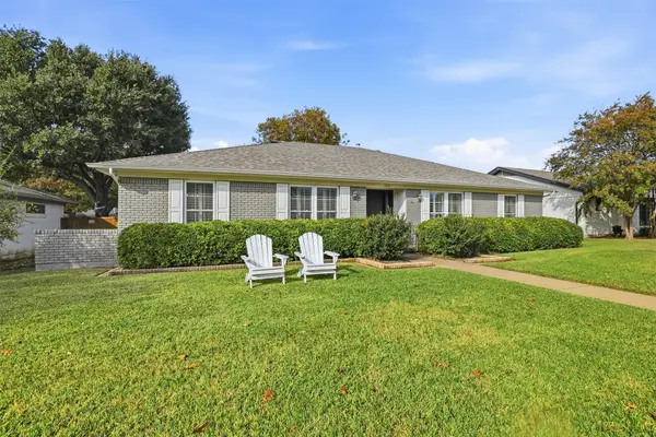 12121 Lochwood Boulevard, Dallas, TX 75218