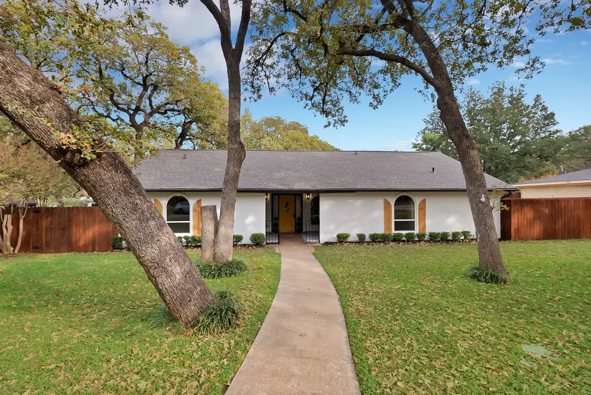 3705 Bridle Path Lane, Arlington, TX 76016 - Image #1