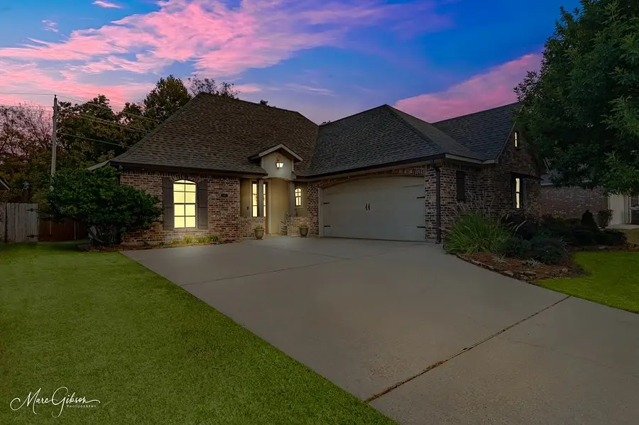 512 Chinquipin Drive, Bossier City, LA 71111 - Image #2