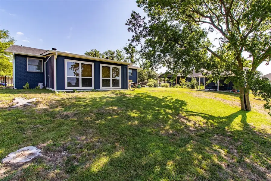 818 E Heath Street, Rockwall, TX 75087 - Image #2