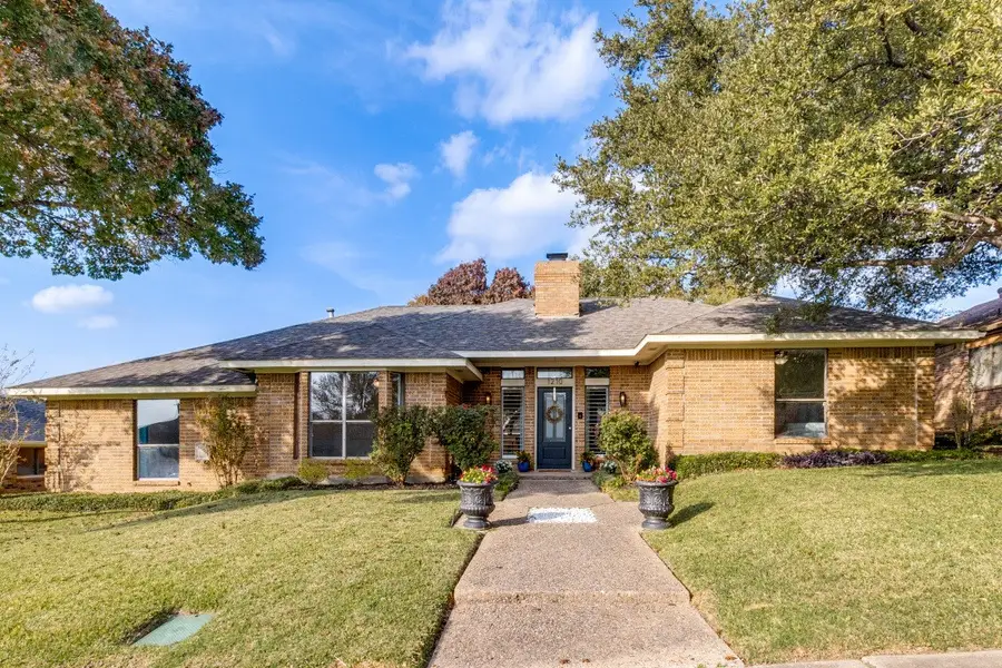 1210 Wiltshire Drive, Carrollton, TX 75007 - Image #2
