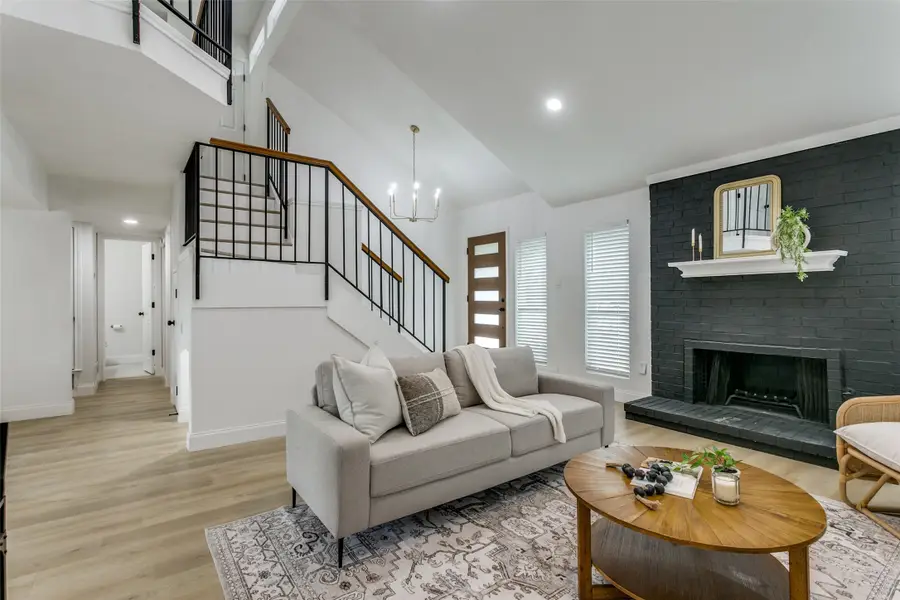 1105 Wood Heights Drive, Lewisville, TX 75067 - Image #3