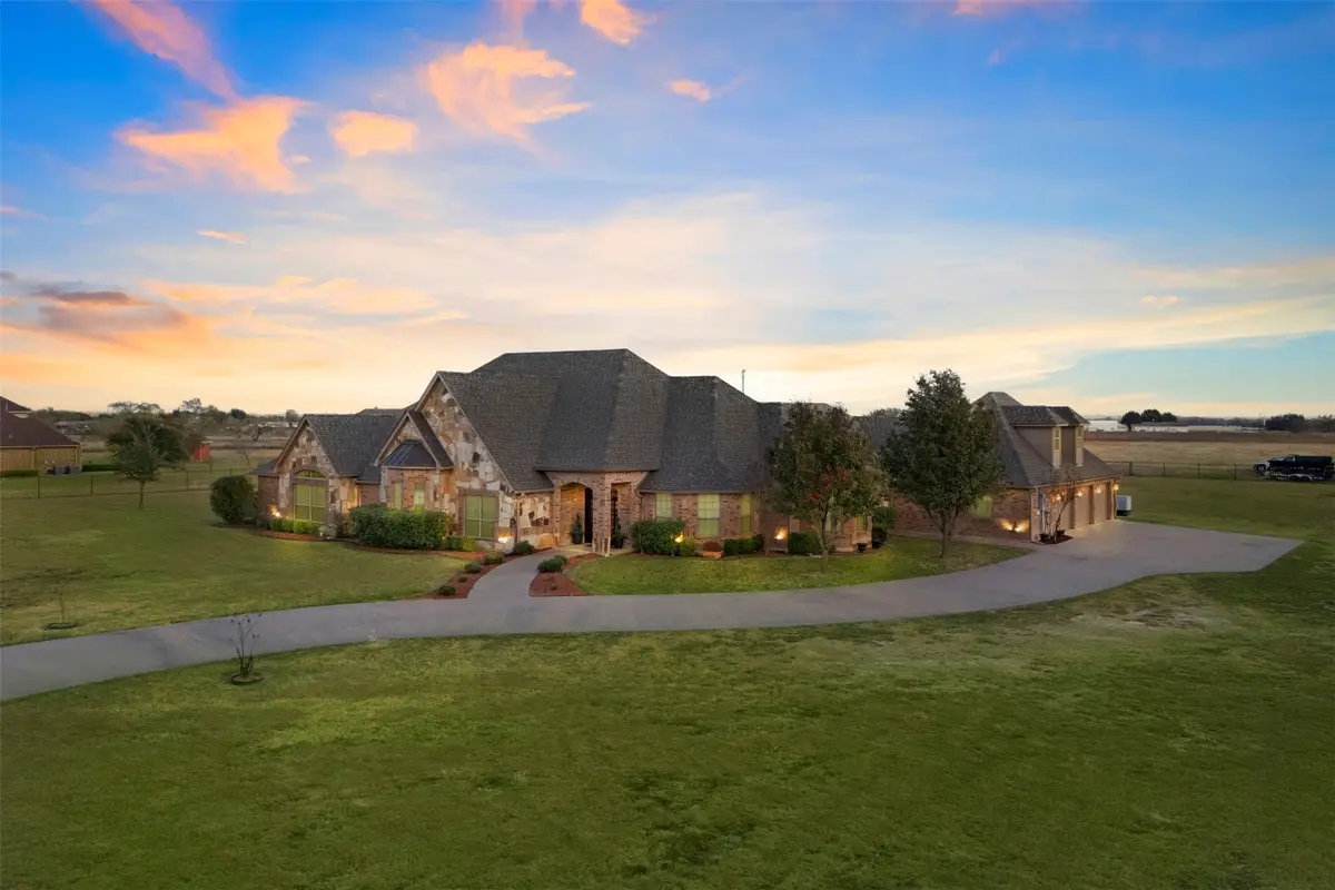 219 Mohundro Road, Ellis, TX 75125 - Image #1