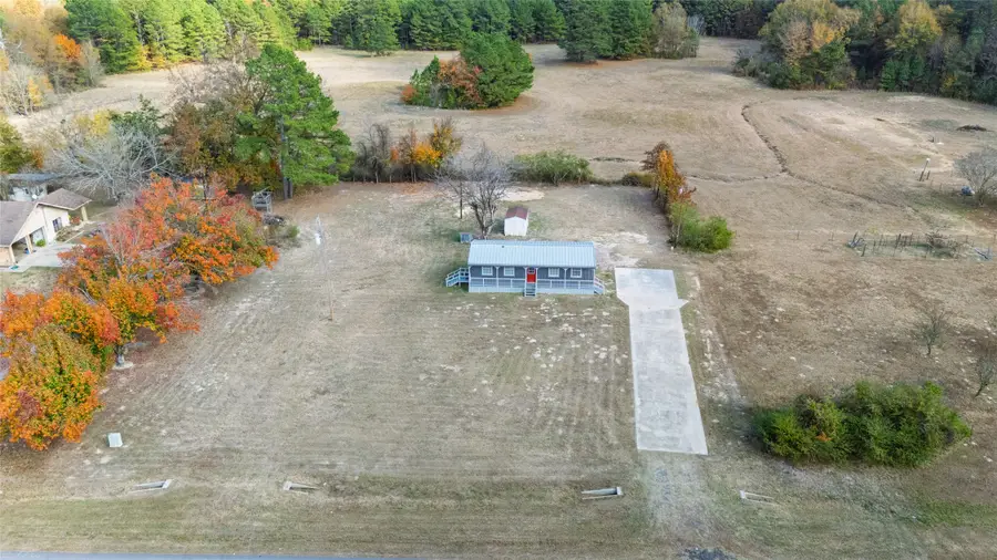 8778 State Highway 37 N, Clarksville, TX 75426 - Image #3