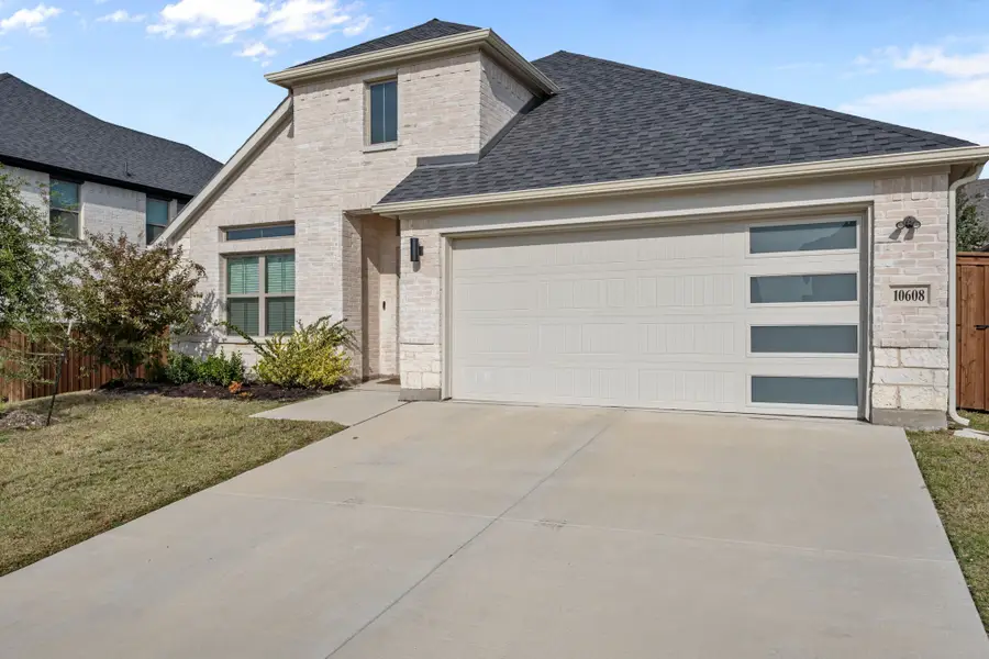 10608 Volente Court, Fort Worth, TX 76126 - Image #2
