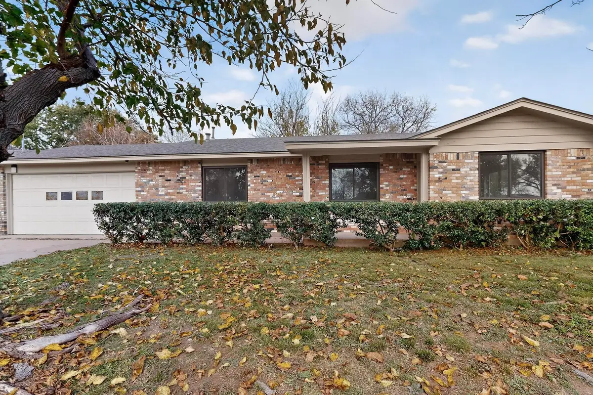 1705 E Hilton Street, Sherman, TX 75090 - Image #1