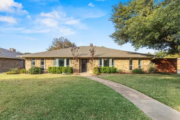 2401 Bluffton Drive, Plano, TX 75075