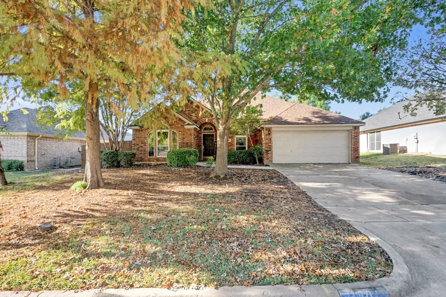 1801 Fairfax Drive, Mansfield, TX 76063 - Image #3