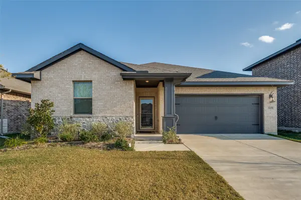 1225 Eagle Mountain Drive, Dallas, TX 75253