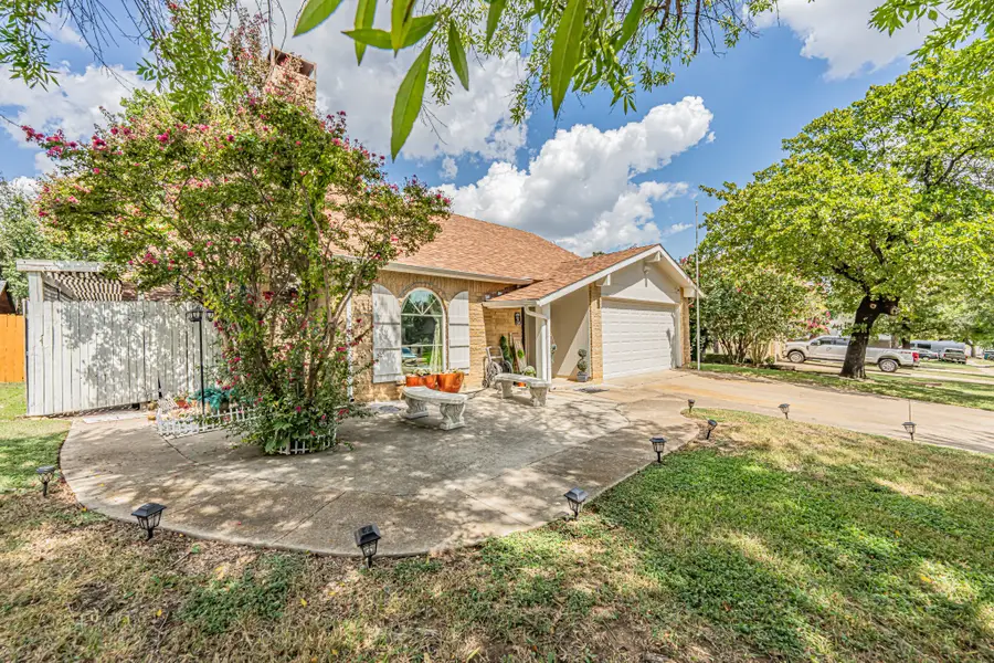 3615 Fort Hunt Drive, Arlington, TX 76016 - Image #2