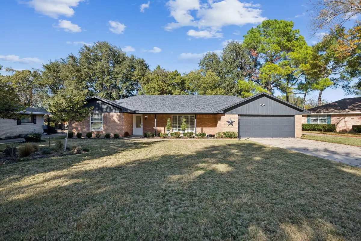 1505 Oak Glen Court, Arlington, TX 76012 - Image #1