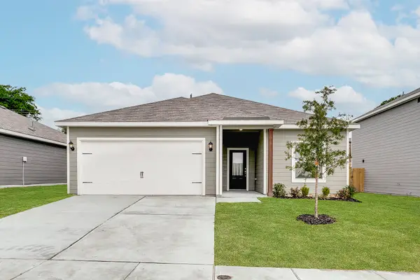 6338 Emerald Tree Lane, Dallas, TX 75241