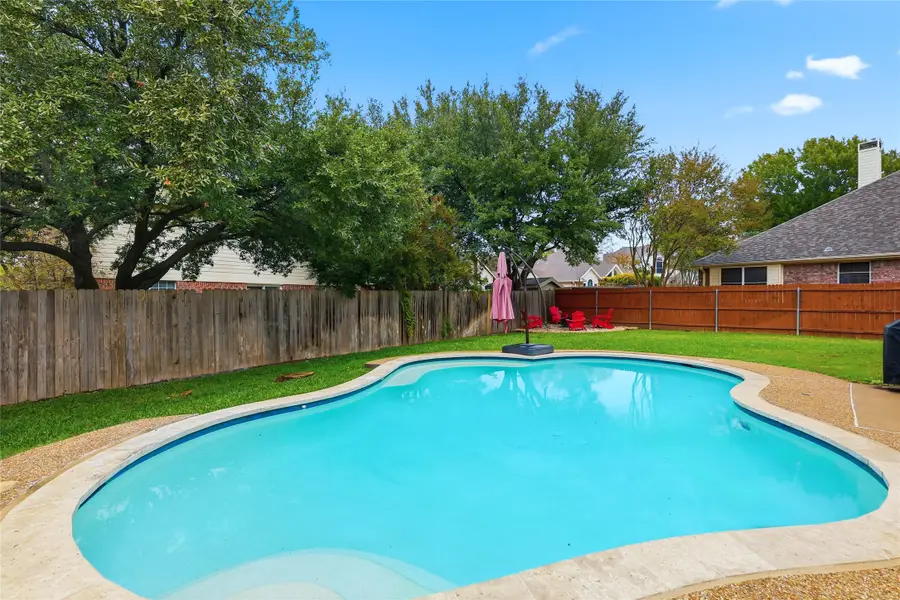 5429 Blue Water Lake Drive, Fort Worth, TX 76137 - Image #3