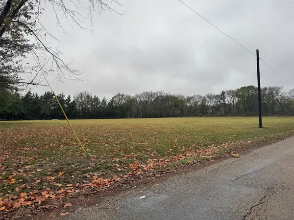 1500 SE 8th Se #8TH, Paris, TX 75460