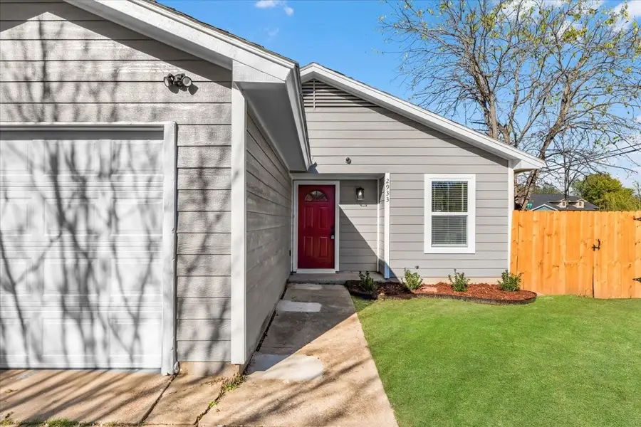 2933 Lucinda Lane, Fort Worth, TX 76119 - Image #2