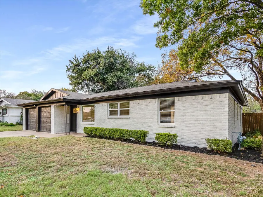 1200 Walker Drive, Hurst, TX 76053 - Image #2