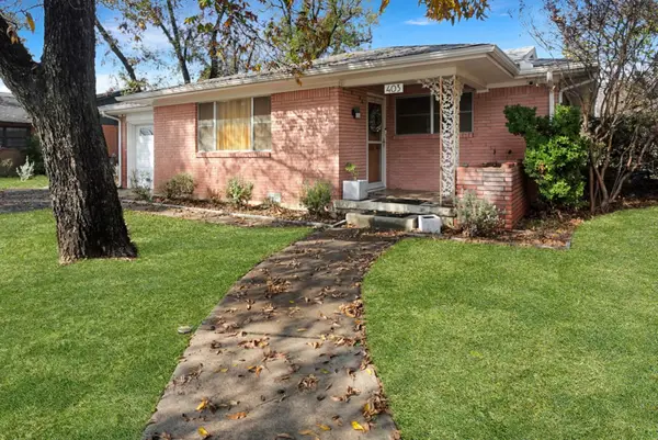 403 W Tarleton Street, Stephenville, TX 76401