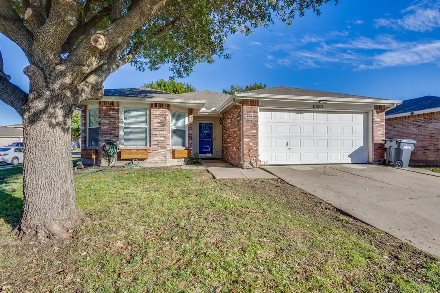 2614 Hidden Valley Drive, McKinney, TX 75071 - Image #2