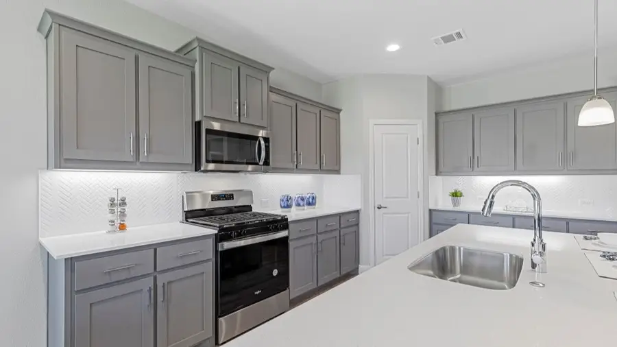 2600 Goldfinch Drive, Denton, TX 76205 - Image #2