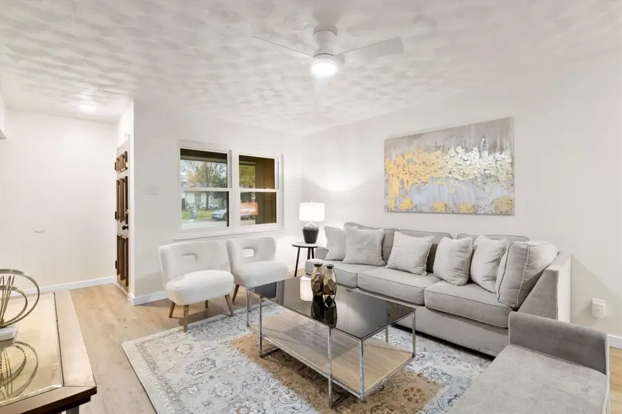 1319 Buena Vista Street, Mesquite, TX 75149 - Image #3