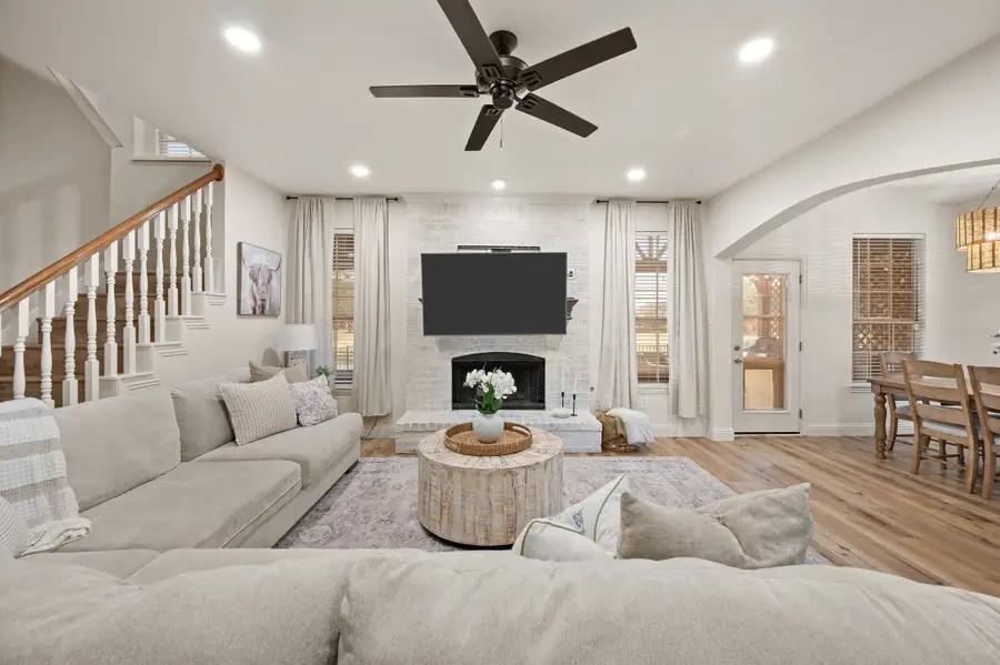 5713 Wilmington Drive, Frisco, TX 75035 - Image #2