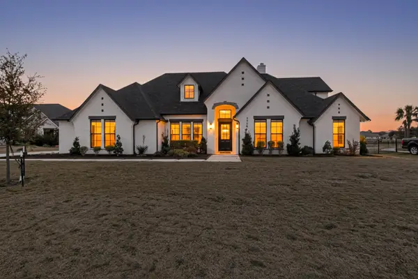 2904 Terrytown Drive, Ennis, TX 75119