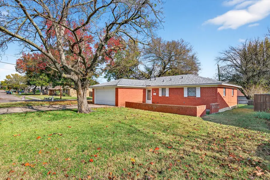 701 Hillside Drive, Sherman, TX 75090 - Image #3