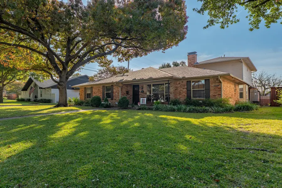 10042 Edgecove Drive, Dallas, TX 75238 - Image #2