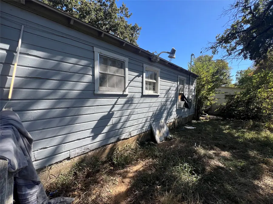 4824 Tallman Street, Fort Worth, TX 76119 - Image #3