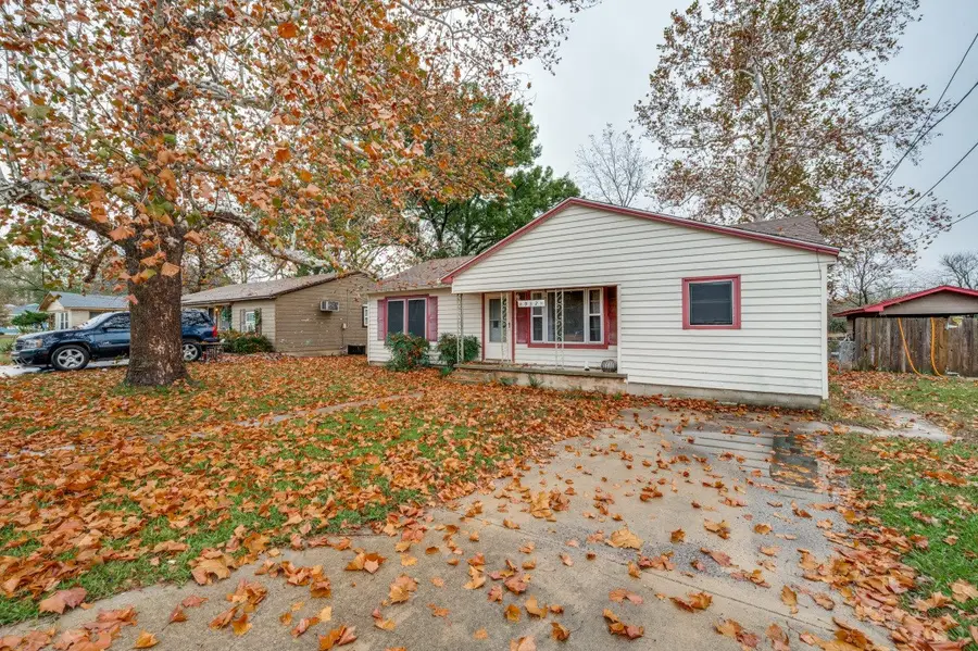 932 Moss Street, Gainesville, TX 76240 - Image #3