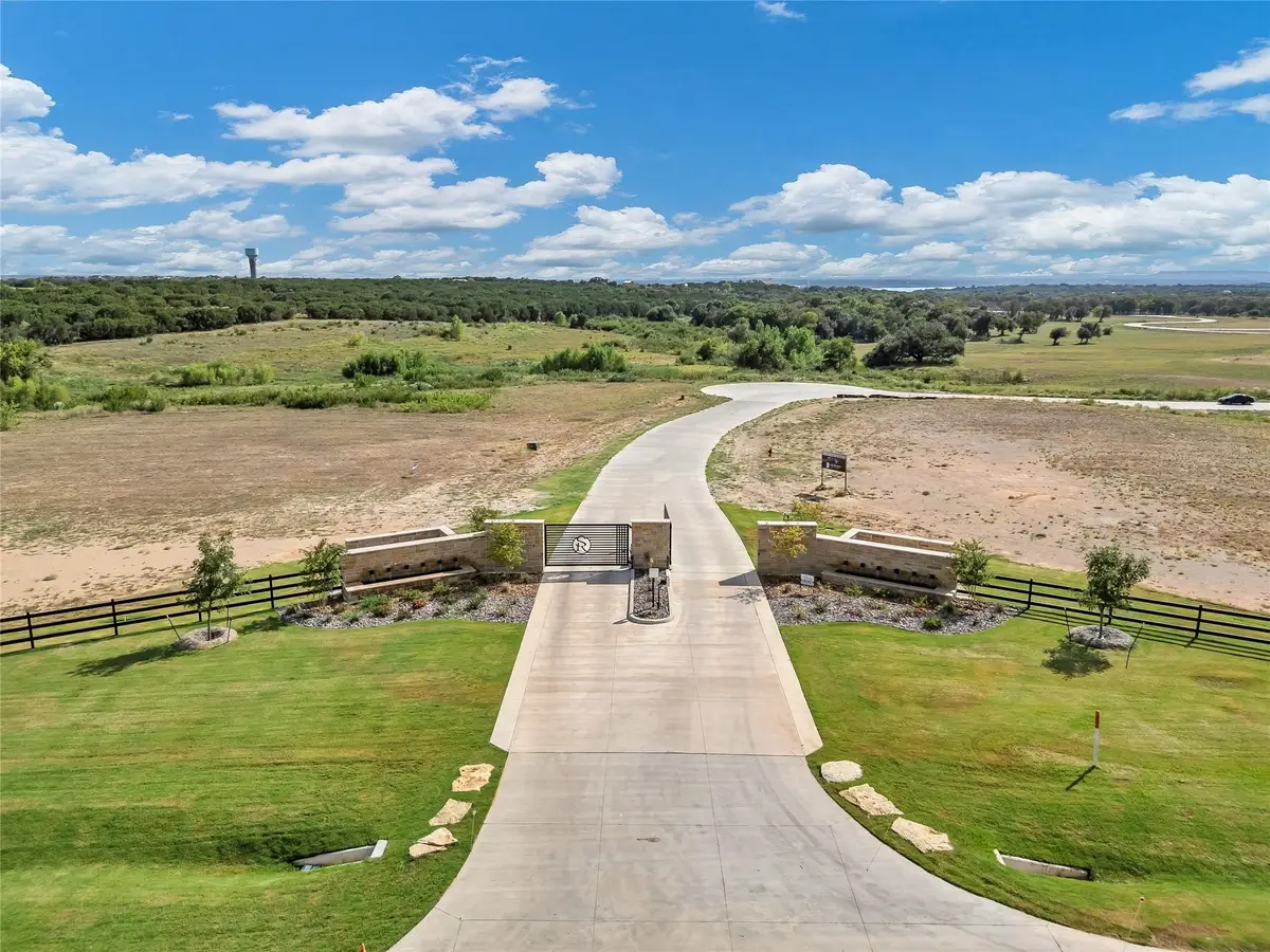 5007 Stover Way, Granbury, TX 76049 - Image #1