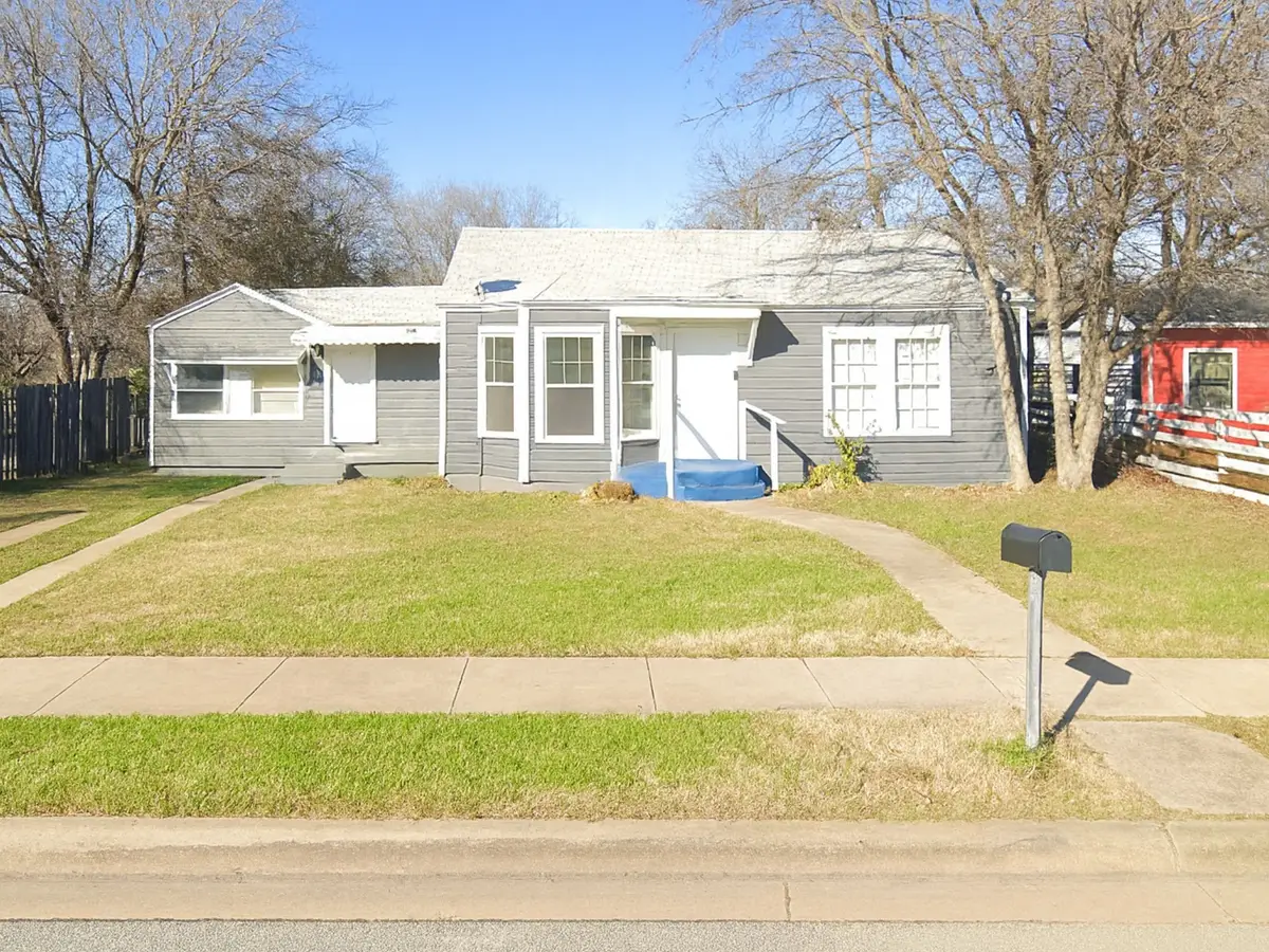3705 S Littlejohn Avenue, Fort Worth, TX 76105 - Image #1