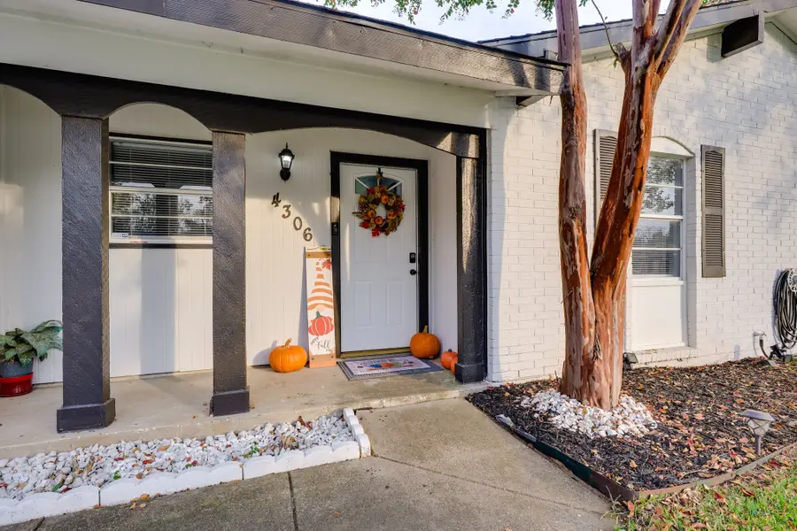 4306 Linda Lane, Balch Springs, TX 75180 - Image #3