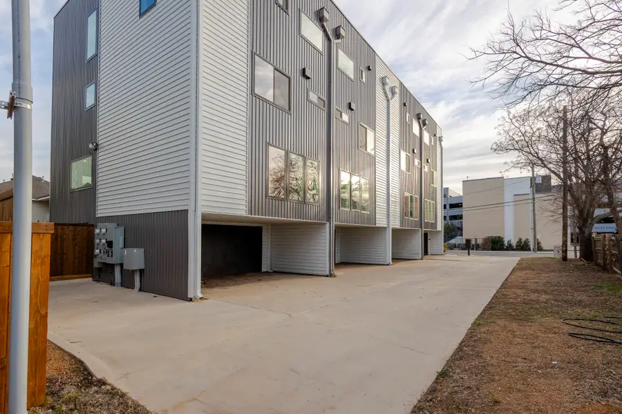 1612 Grigsby Avenue #102, Dallas, TX 75204 - Image #2